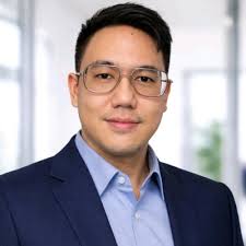 Abraham Rilino - Editor Desa Keuangan