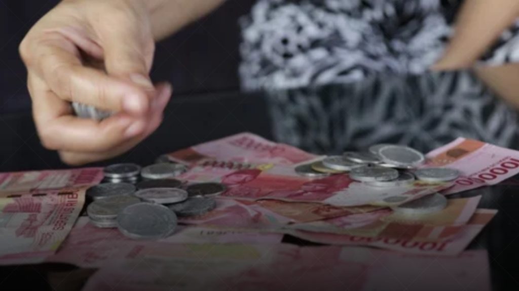Cara Realistis Mencapai Tabungan Ideal Sebelum 35 Tahun